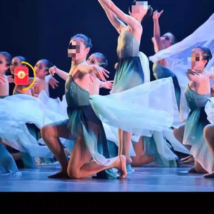 像风一样舞蹈服装同款女子群舞伴舞现代舞表演服飘逸舞蹈丝巾道具