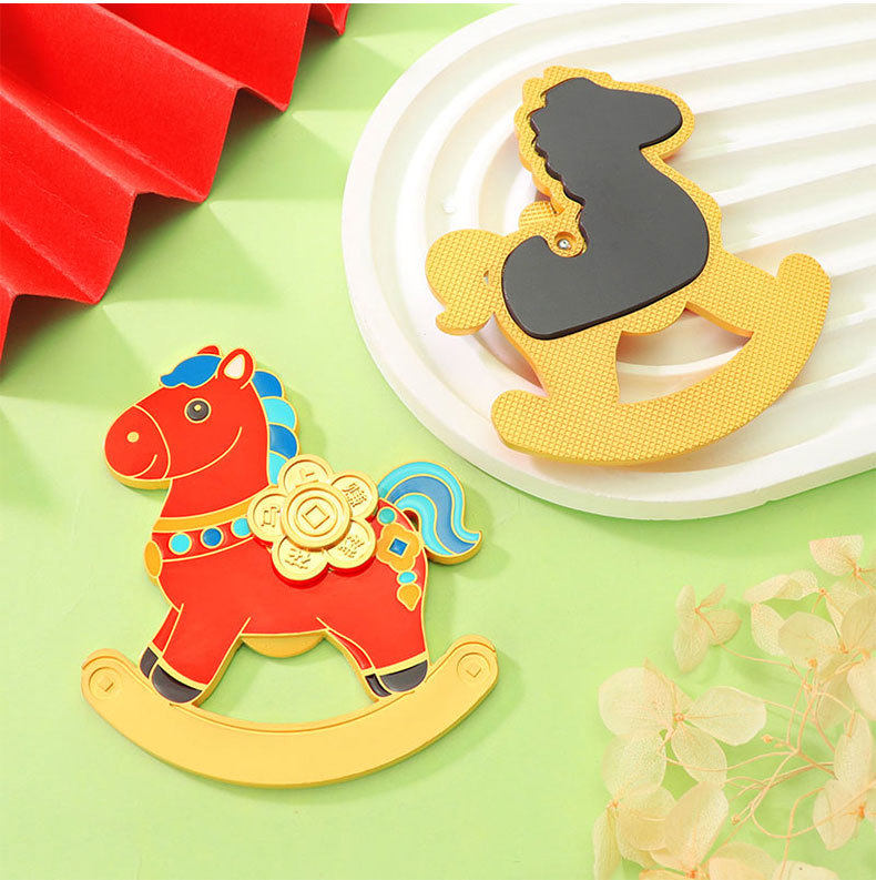 国潮马年开瓶器冰箱贴定制创意小木马金属开瓶器马上赚钱花摆件