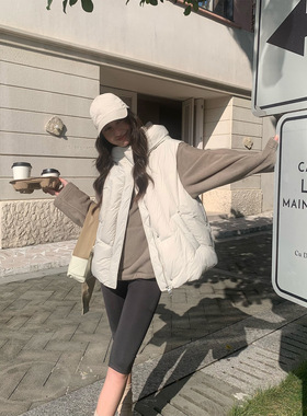 COMOS CMS 2025韩系轻薄新国标90白鸭绒连帽羽绒马甲女秋冬255261