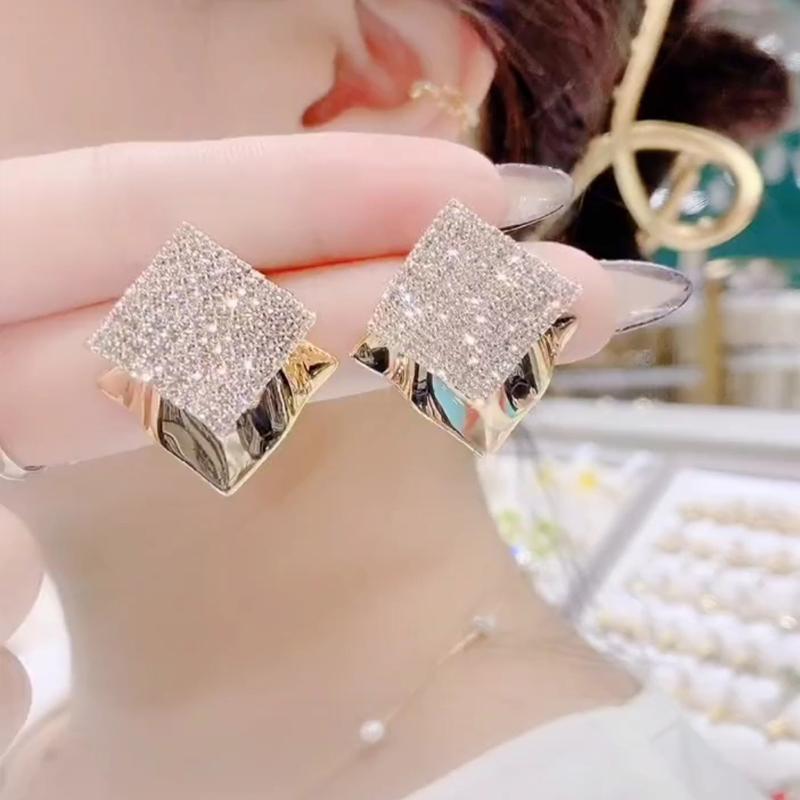 18K金双层菱形耳环四方来财耳钉