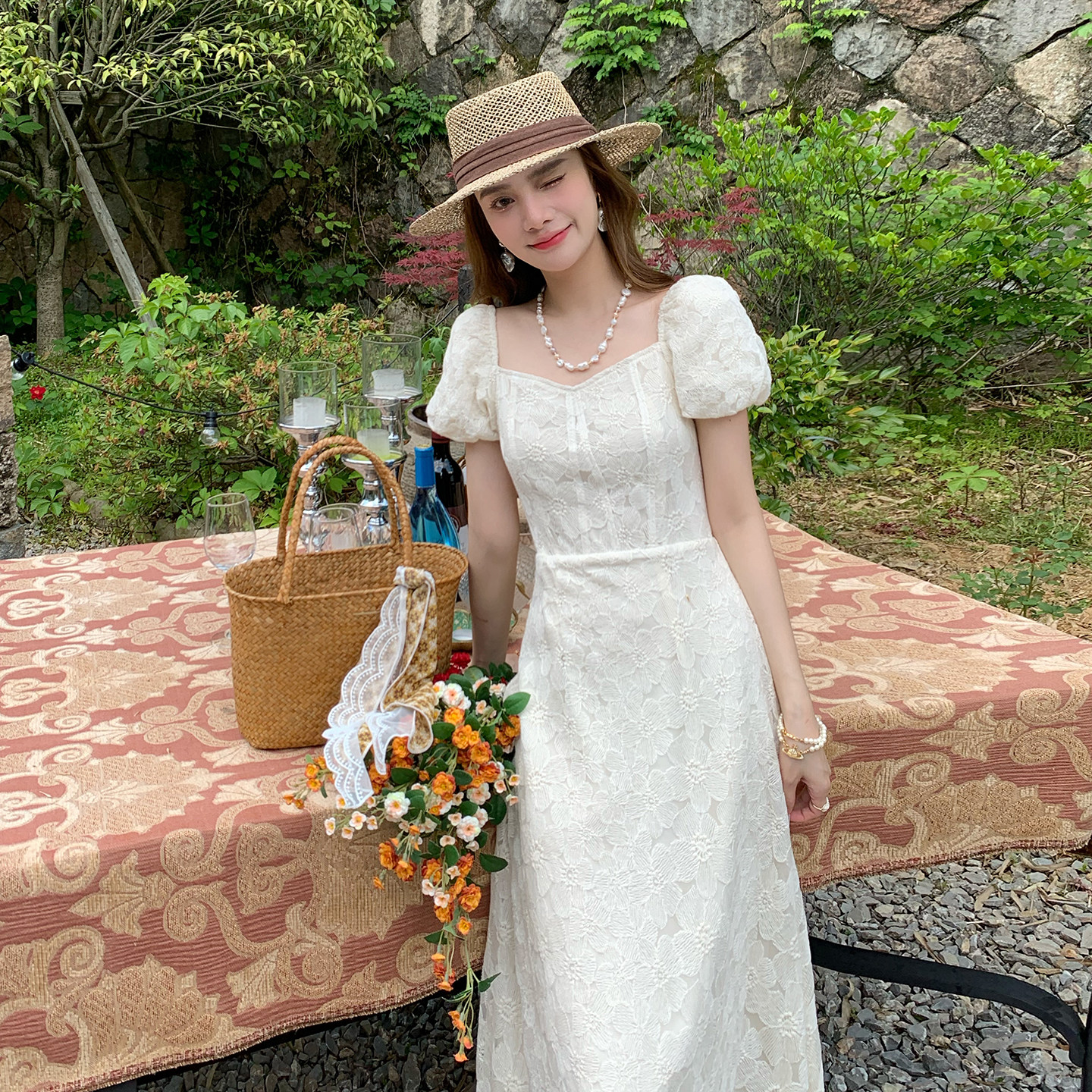 AM NANA法式复古蕾丝连衣裙女方领A字裙收腰短袖仙女裙显瘦长裙子