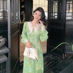 AM NANA新款绿色碎花打底长袖连衣裙v领收腰显瘦法式气质长裙子