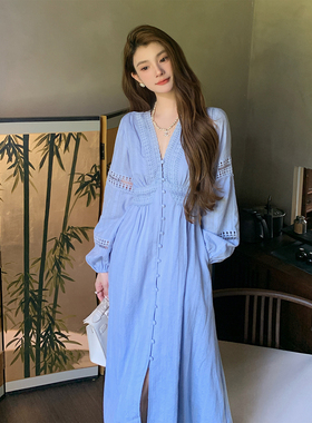 AM NANA法式气质V领长袖连衣裙女设计感蕾丝拼接小个子打底长裙子