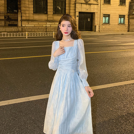 AM NANA法式淡蓝色超仙纯欲长袖连衣裙女气质显瘦纯欲仙女长裙子