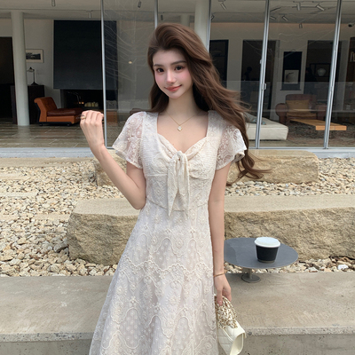 法式温柔风蕾丝连衣裙女夏