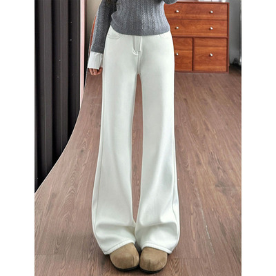 美式白色加绒微喇牛仔裤女秋冬2025新款高腰小个子修身喇叭马蹄裤