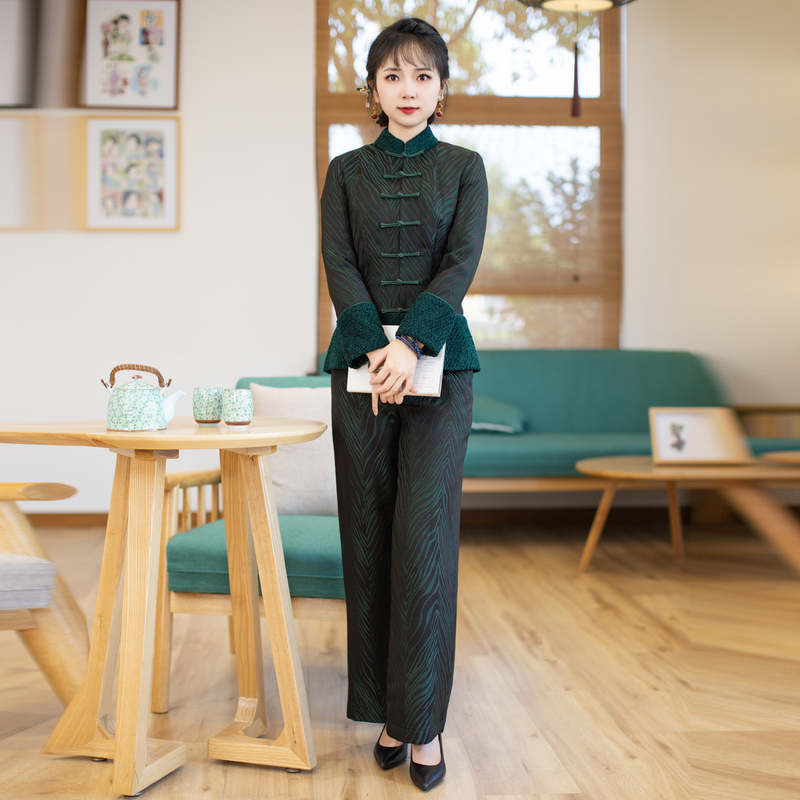 休闲时尚职业套装如意风两件套