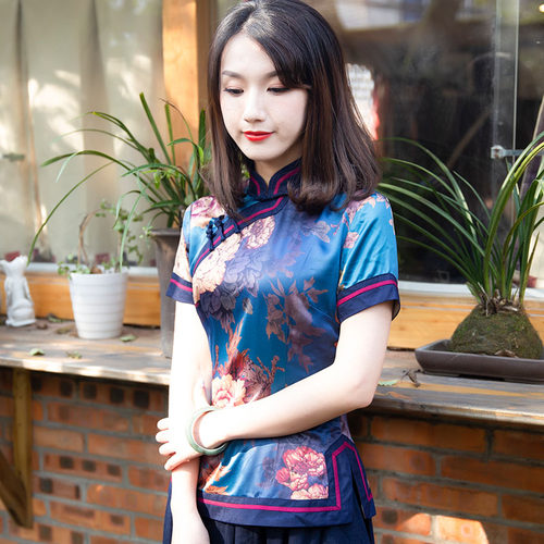 改良风旗袍式短款时尚修身茶服