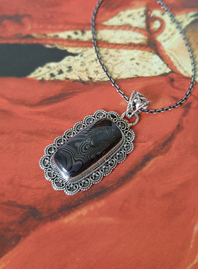 维多利亚复古风925银挂饰精致典雅浮雕如意纹缠丝玛瑙宝石吊坠女