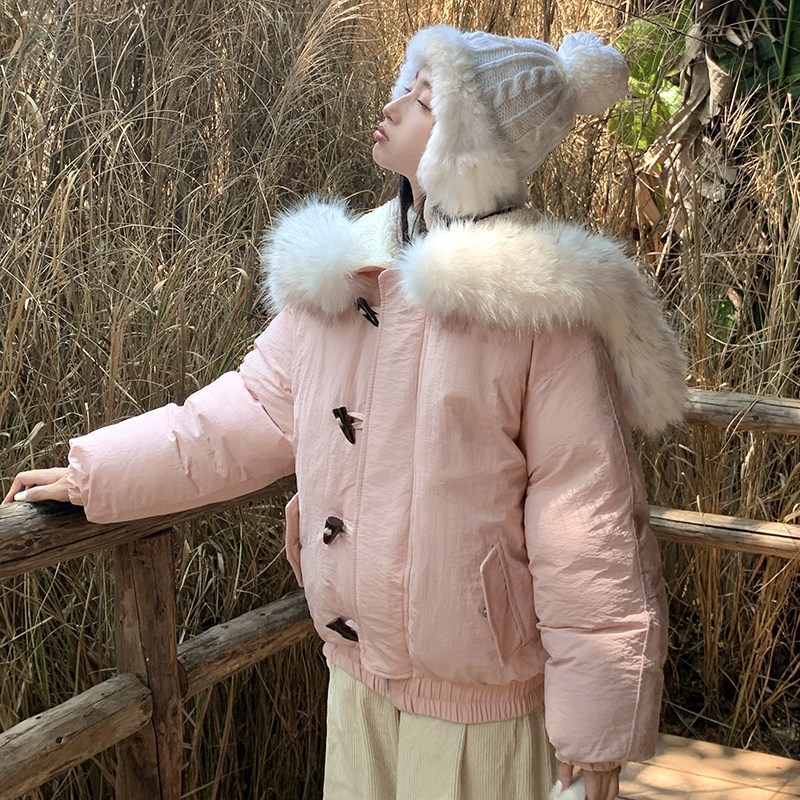 粉色毛毛领派克服独特超好看羽绒服牛角扣棉服女款2026年新款冬季