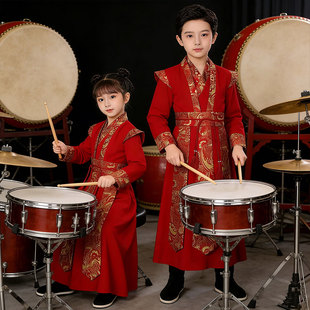 军民大生产起势起运万马奔腾旗子舞苍穹唤舞蹈打鼓演出服装运动会