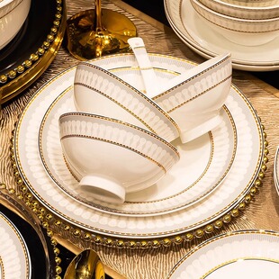 轻奢风景德镇描金骨瓷碗碟套装家用陶瓷餐具礼盒组合碗碟菜盘全套