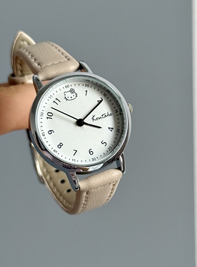 2025新款猫咪卡通皮带手表女可爱经典百搭精致小巧女士石英腕表