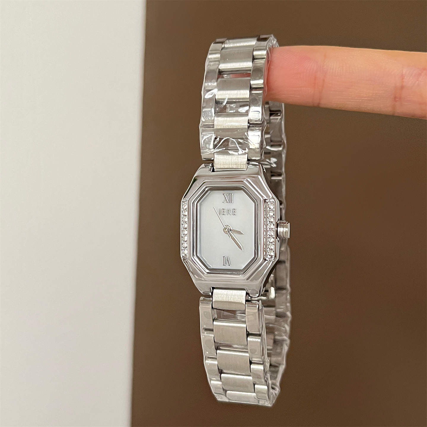 IEKE奢华多边形镶钻钢带手表女