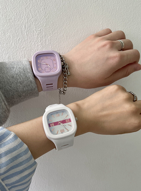 独角兽手表女ins风小众方形网红运动防水初中学生简约气质电子表