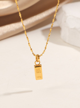 小金砖项链女钛钢不掉色小众设计感高级轻奢小金条锁骨链百搭颈链