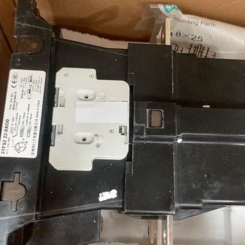 议价-SIEMENS 3TF52 22-0XGO 90Kw接触器-可维修