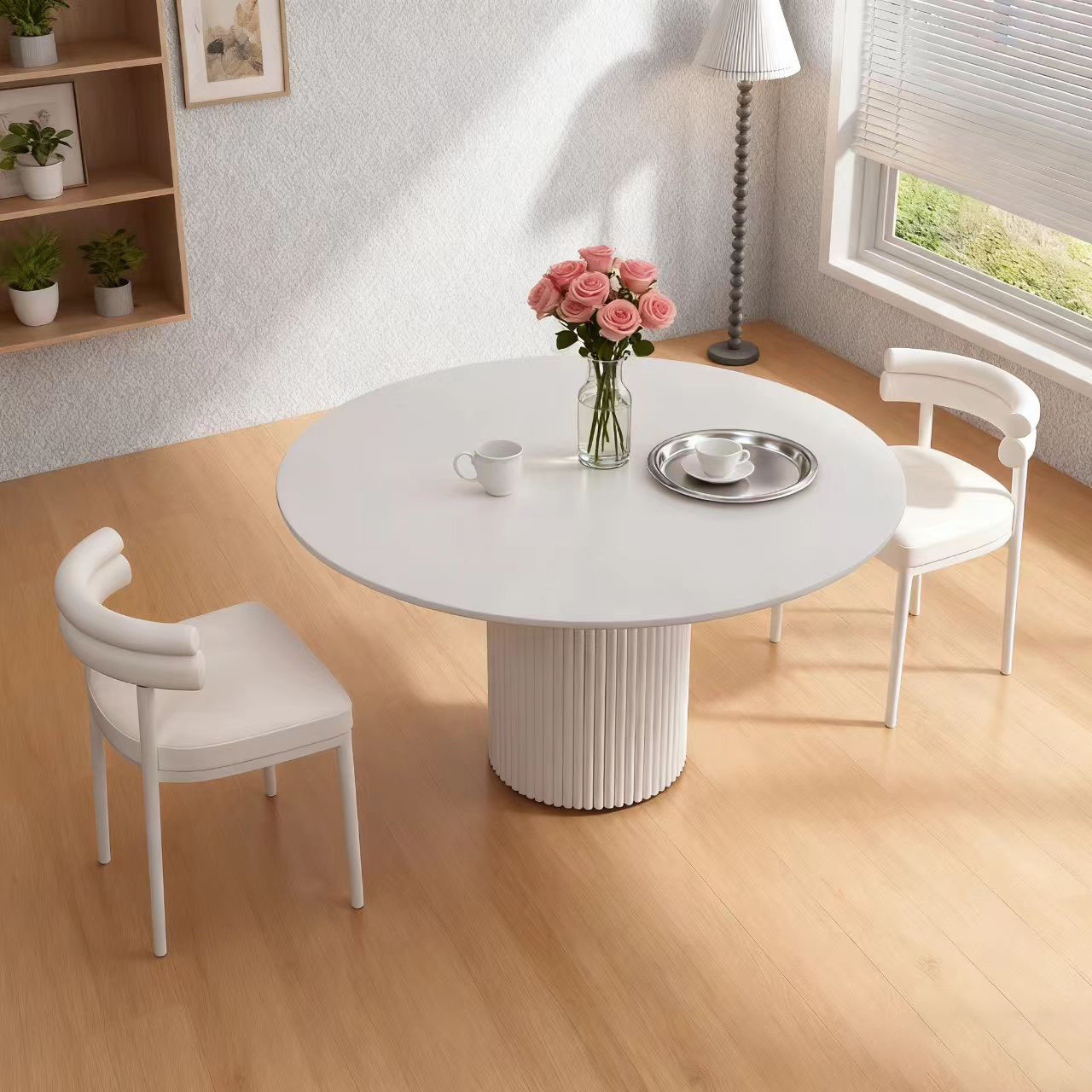 北欧轻奢圆形岩板餐桌家用小户型阳台洽谈现代简约圆桌子定制