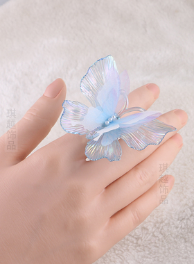 仙气立体多层蝴蝶戒指拍照跳舞
