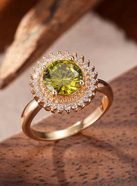 欧美轻奢金色锆石橄榄绿花戒指