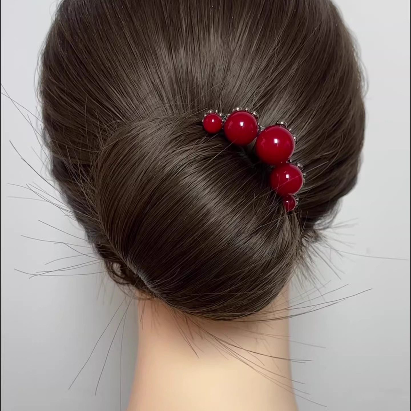 新款珠珠四齿盘发梳后脑勺丸子头发簪发夹百搭旅行发卡钗子插梳,户外/登山/野营/旅行用品,旅行发卡,淘宝优惠券,粉丝福利购,淘宝优惠卷