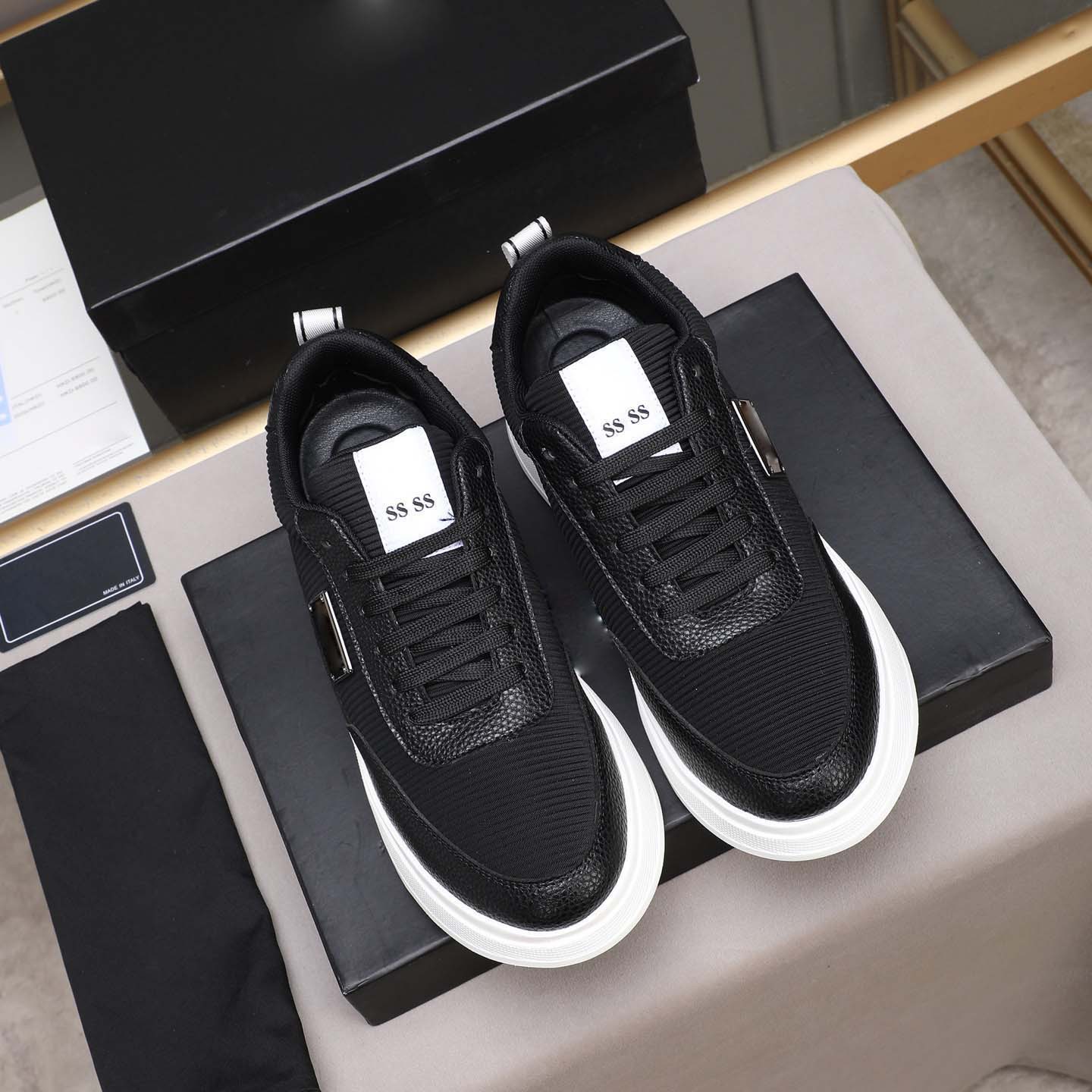 2025春秋厚底轻盈透气飞织网面鞋