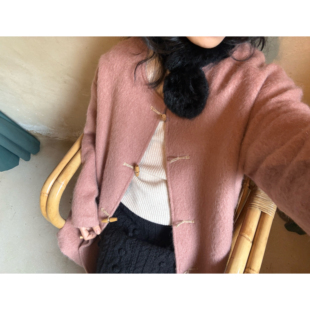 野梨树下 雾粉色日本限量款马海毛毛呢牛角扣中长款宽松廓形外套