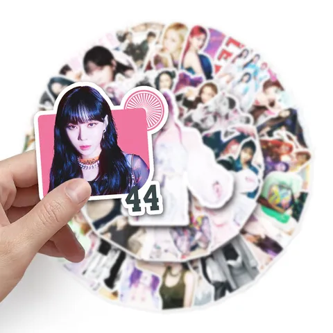 贴纸aespa笔记本电脑张装饰创意潮流防水行李箱50旅行箱明星