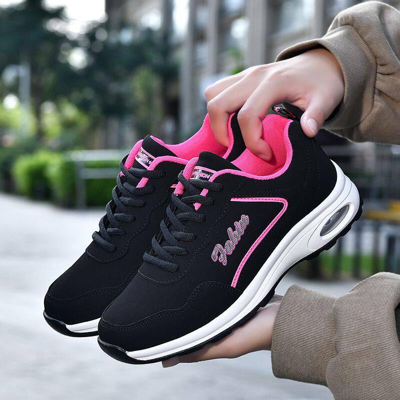 新款女鞋百搭运动鞋平底学生跑步休闲大码网面韩版轻便气垫旅游鞋