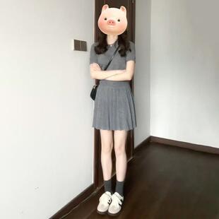 胖妹妹大码2-300斤灰色遮肉百褶裙三件套2026新款早春套装连衣裙