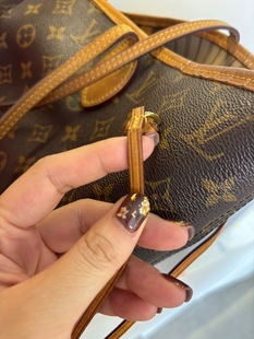 整包换配皮 植鞣革老化断裂颜色变深更换翻新