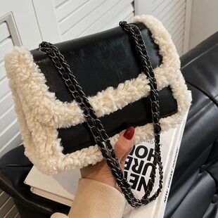 Retro Faux Fur Lambswool Handbag Women's Luxury Designer Bag