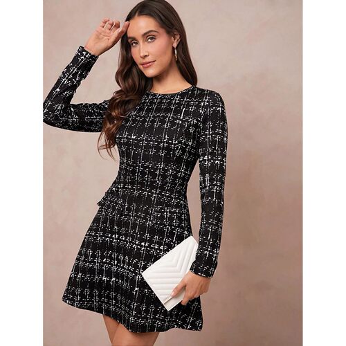 The mini long-sleeved plaid women's dress for autumn and win