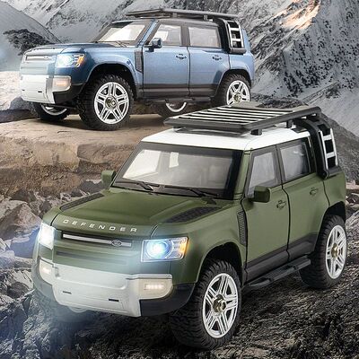 Newest 1/24 2.4G 2402 RC Cars 4WD Alloy Climbing Car LED Lig