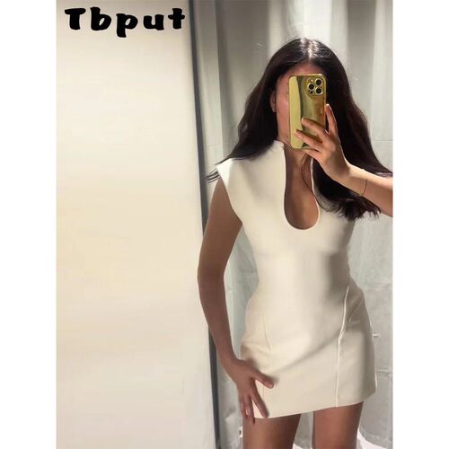 Elegant Slim Women's Dress Stand Collar Hollow Out Sleeveles