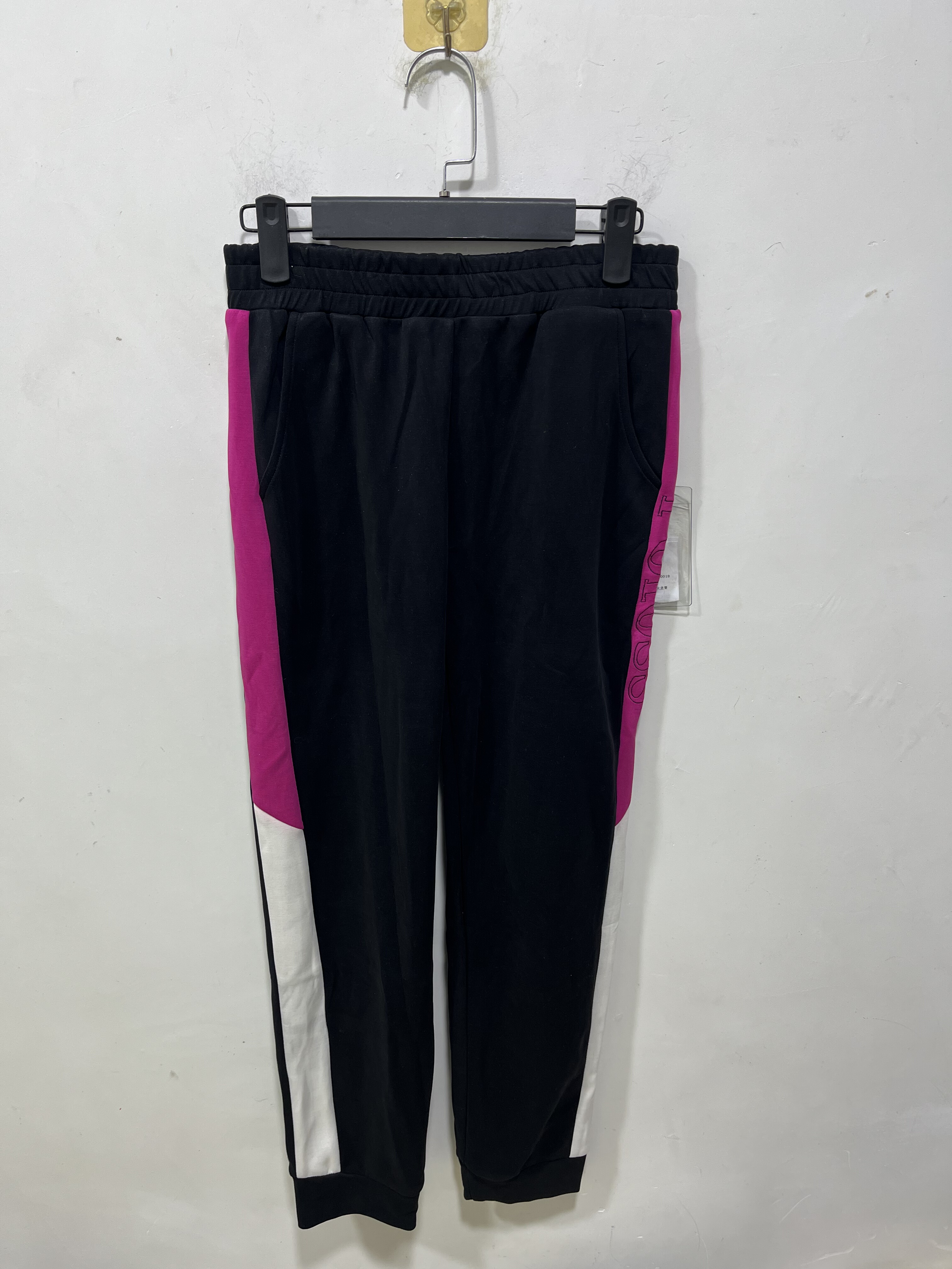 亏本清货春秋女装时尚百搭休闲潮牌卫裤运动裤收脚