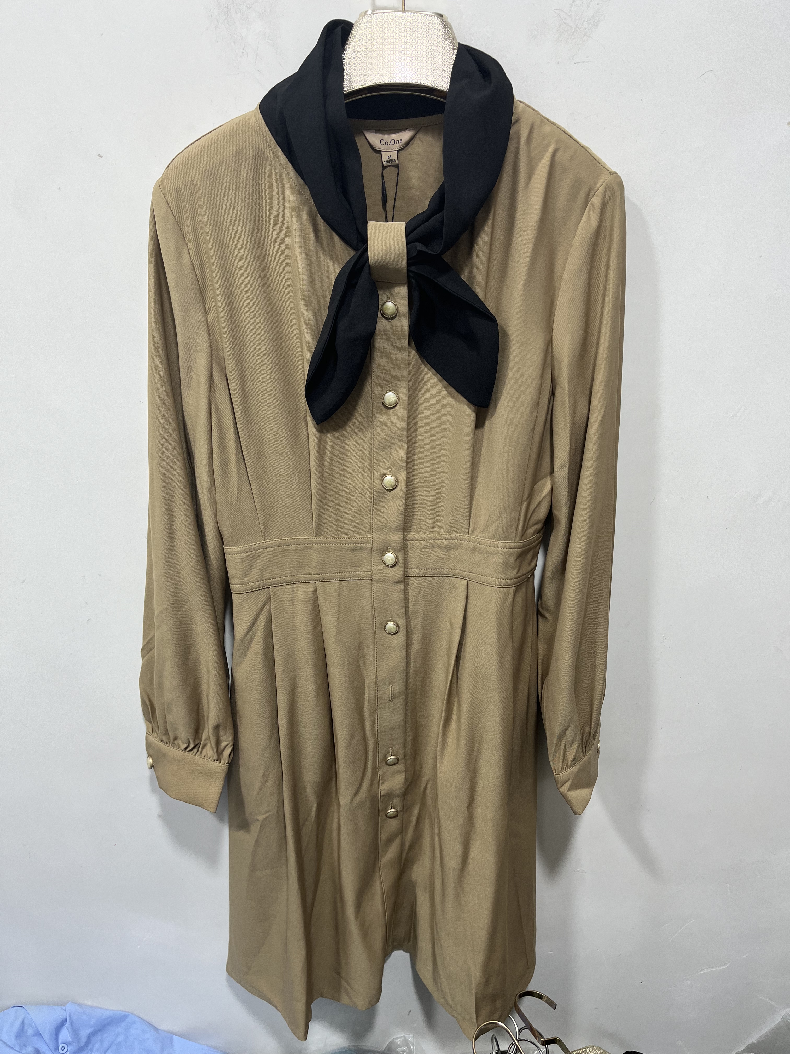 亏本清货春秋女装时尚百搭休闲女上衣连衣裙中长款长袖