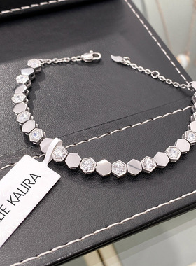 淡风镶钻几何蜂巢手链