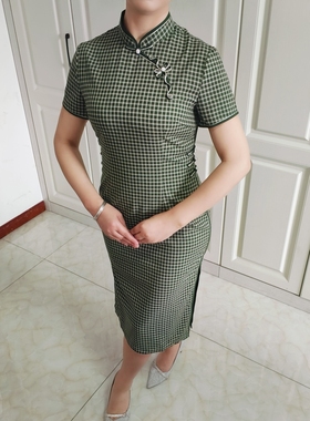 88327新款中国风格子手工盘扣古典浅绿色小包袖修身显瘦旗袍裙