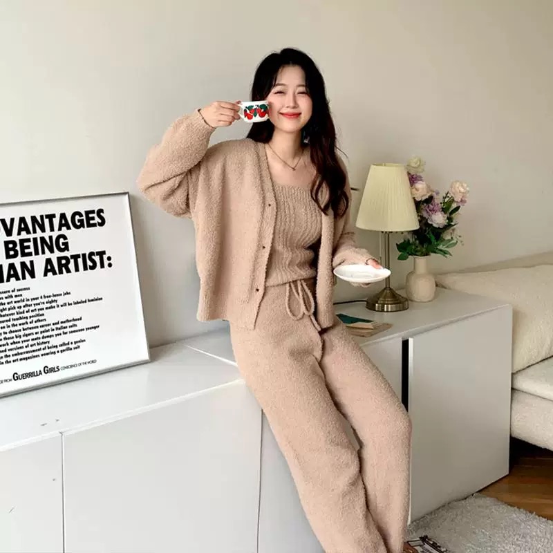 新款秋冬季加厚软绵绵可外穿吊带三件套睡衣女士半边绒保暖家居服