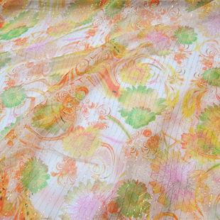 白底鲜艳红黄绿花真丝顺纡金线衬衫汉服连衣裙桑蚕丝服装布料面料