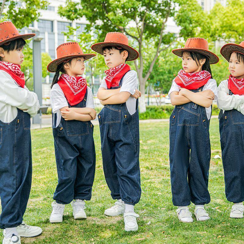 儿童演出服牛仔很忙背带裤套装小学生表演服幼儿园花童舞蹈服男女