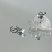 荆棘猫眼石耳环女ins嘻哈国潮风小众设计感气质无耳洞耳夹男潮牌