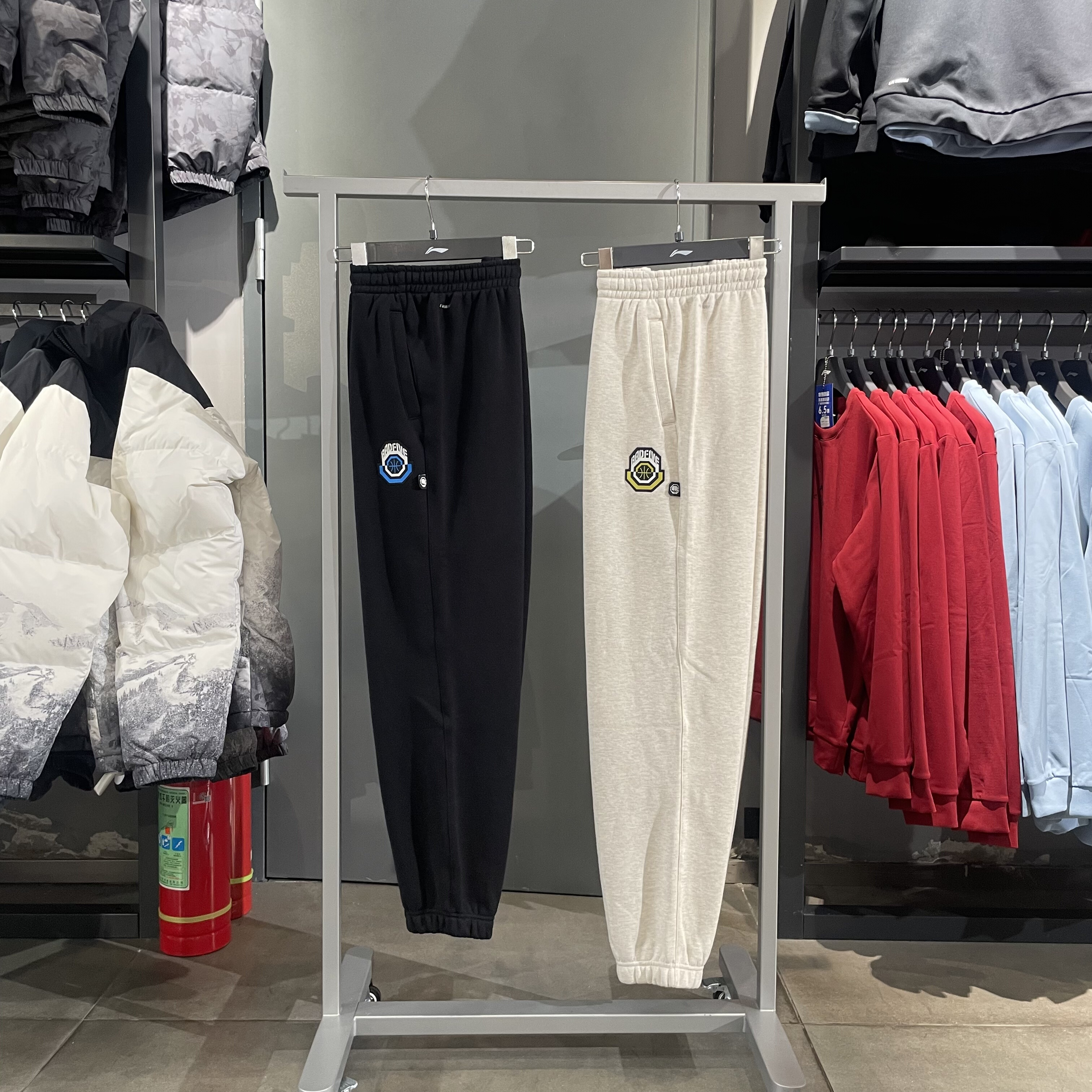 李宁秋冬新男反伍束脚保暖运动裤