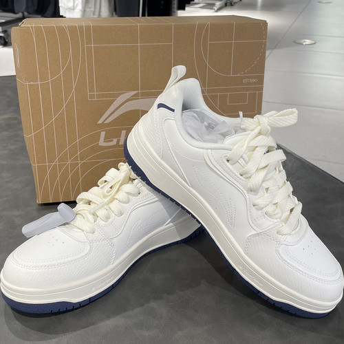 李宁男新天迹SOFT复古增高板鞋