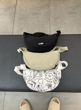 李宁女子2025新款潮流单肩包简约百搭时尚休闲斜挎包ABDV165