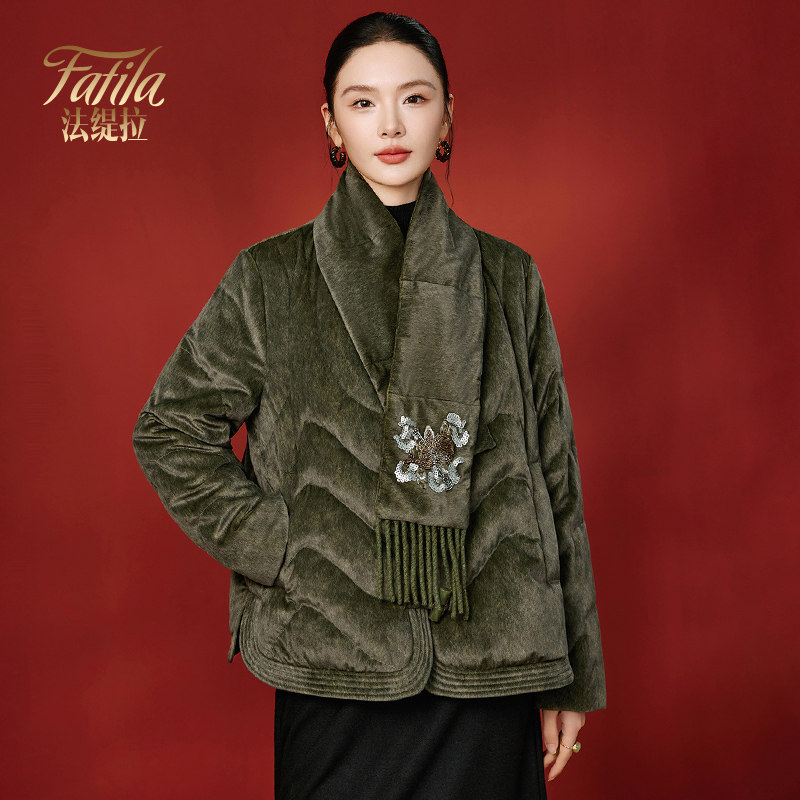洋气围巾领轻薄鹅绒服女短款冬装