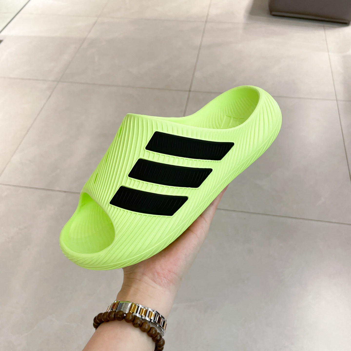 Adidas阿迪达斯男女鞋202
