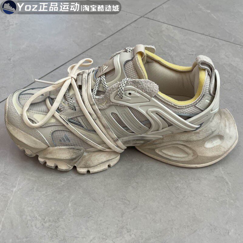 阿迪达斯女子运动休闲鞋