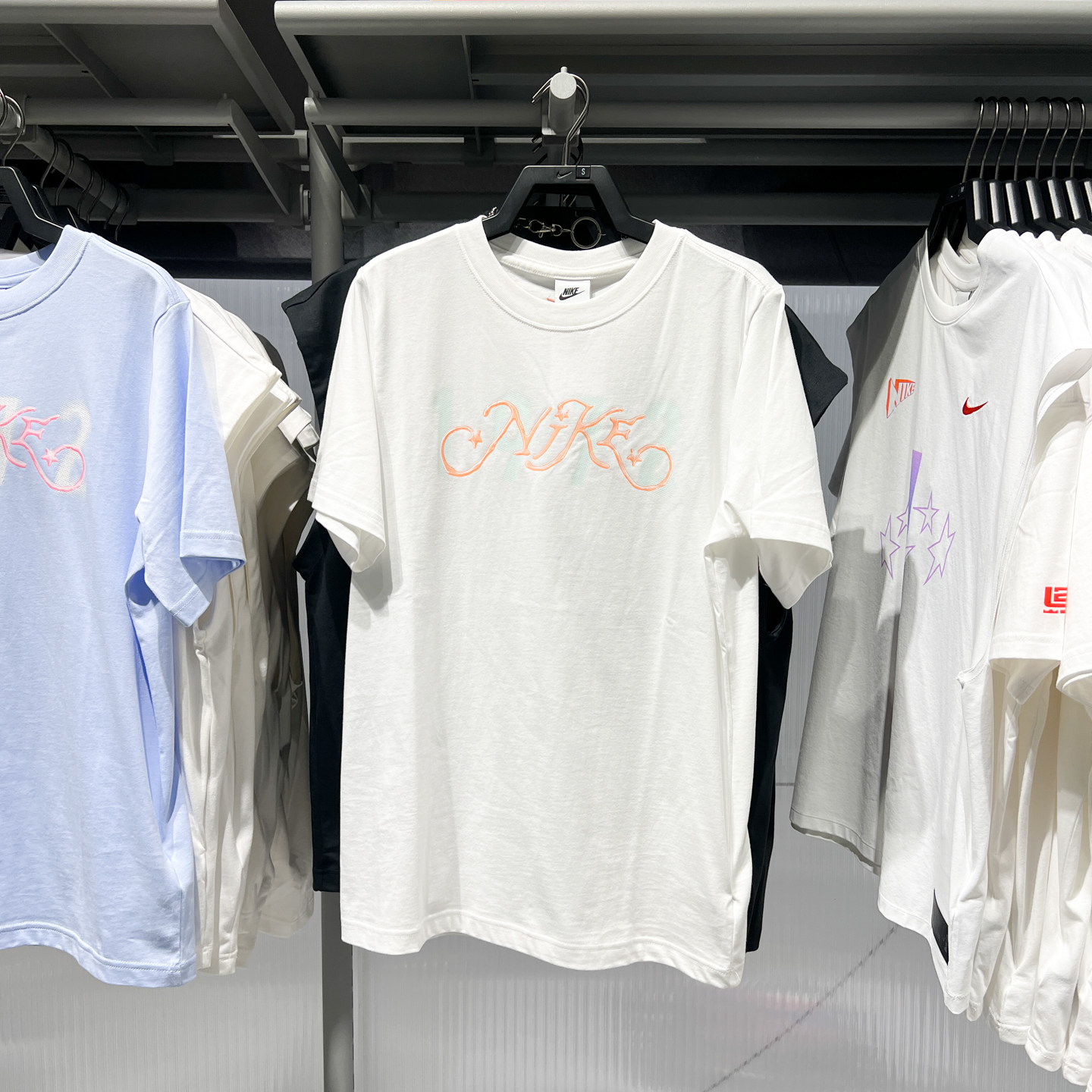 NIKE耐克夏季女子T恤棉质